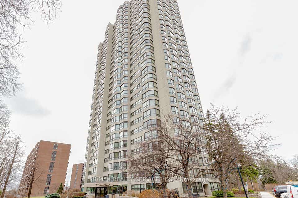 8 Lisa Street #1204, Brampton, ON L6T 4S6