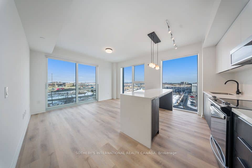 5 York Garden Way, Toronto