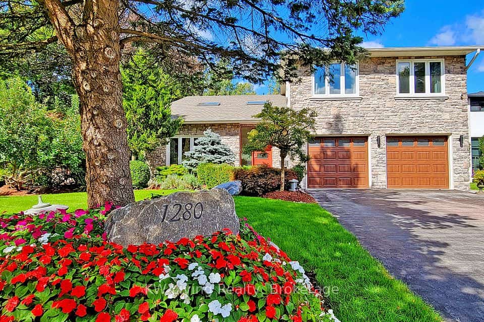 1280 Watersedge Road, Mississauga, ON L5J 1A1