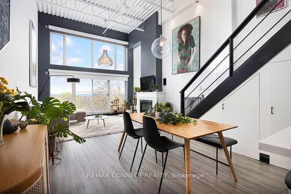 517 Kingston Road #4, Toronto, ON M4L 1V5