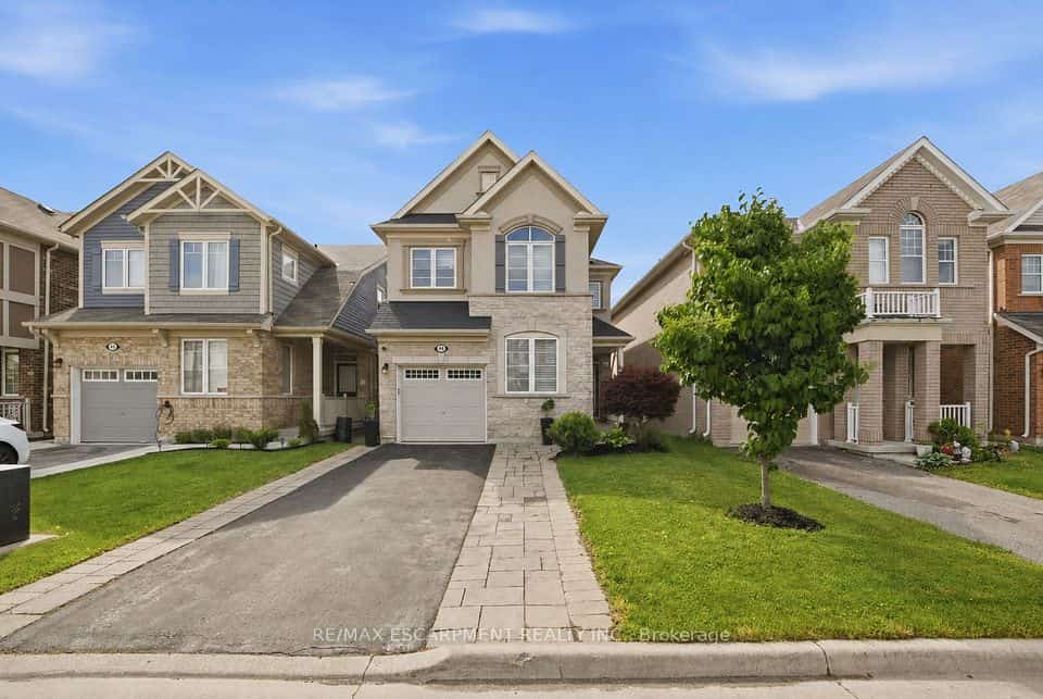 44 Stillwater Crescent, Hamilton, ON L0R 2H8