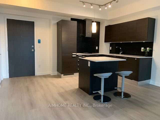 9 Bogert Avenue #804, Toronto, ON M2N 0H3