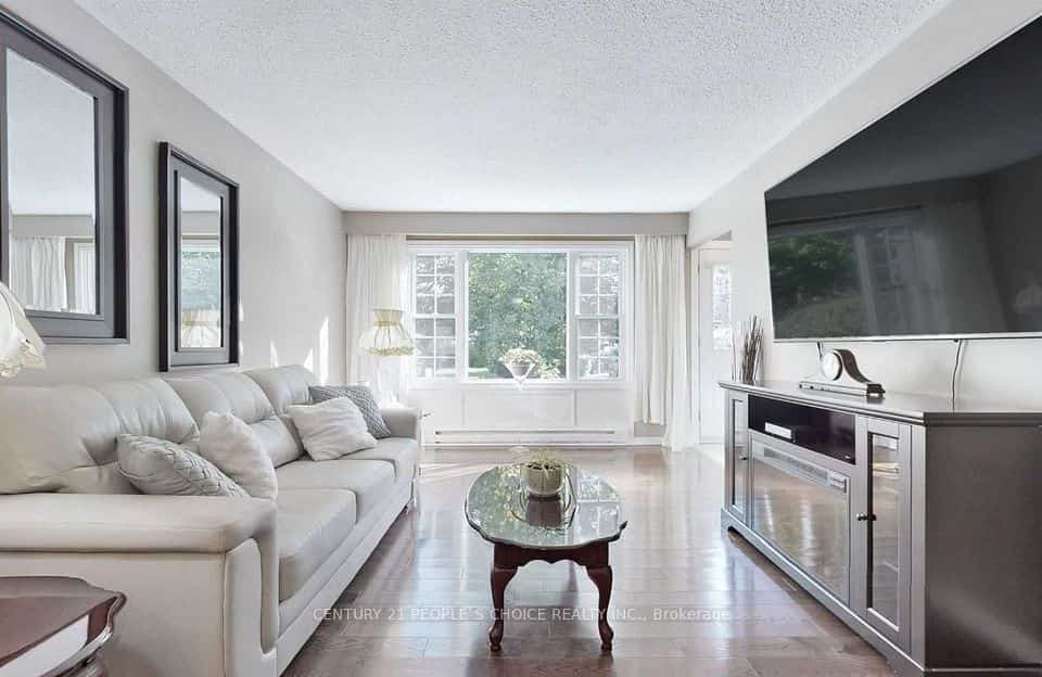 78 Claymore Crescent, Oshawa, ON L1G 6G2