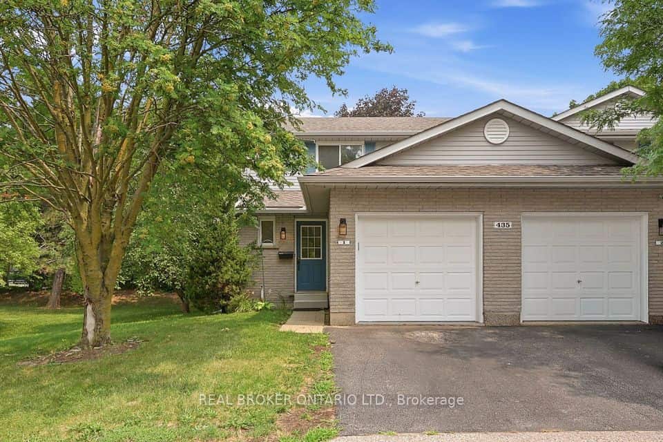 435 Kingscourt Drive, Waterloo, Waterloo