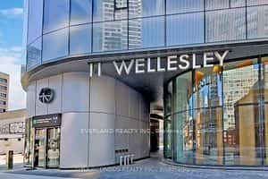 11 Wellesley Street W #703, Toronto, ON M4Y 1E8