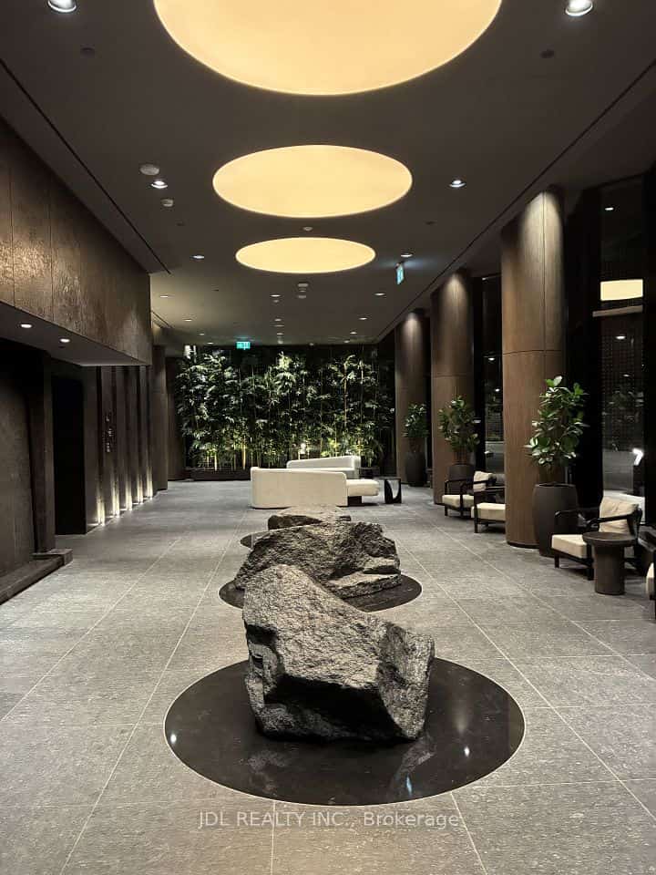 110 Broadway Avenue #LPH06, Toronto, ON M4P 1V7