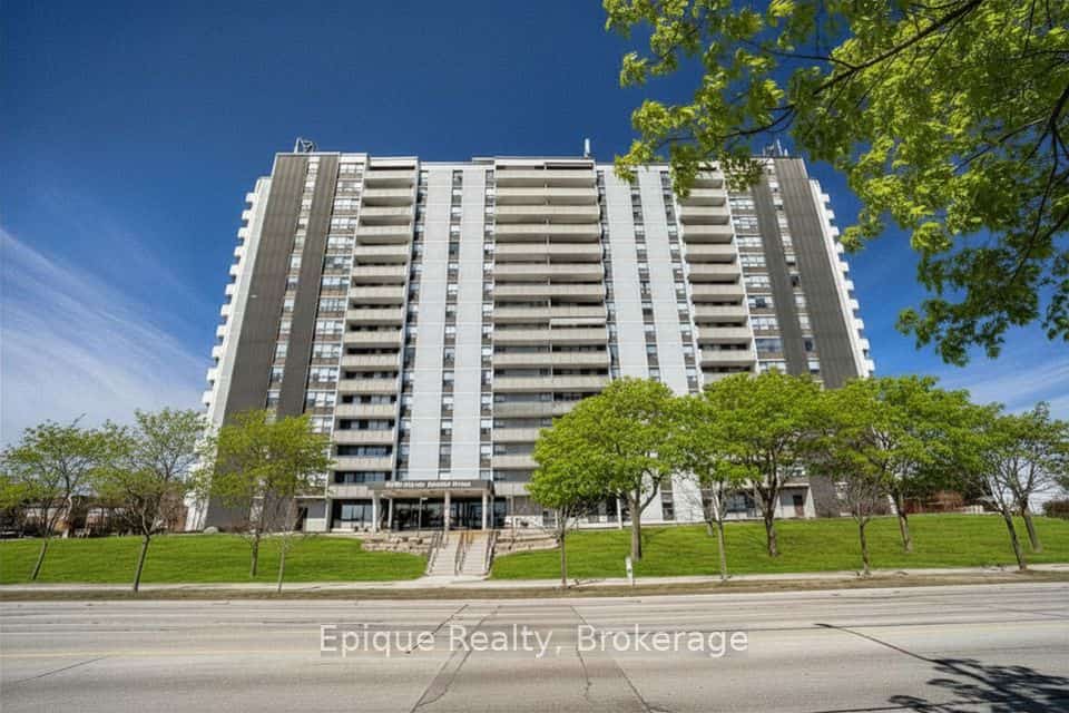 2055 UPPER MIDDLE Road #409, Burlington, ON L7P 3P4