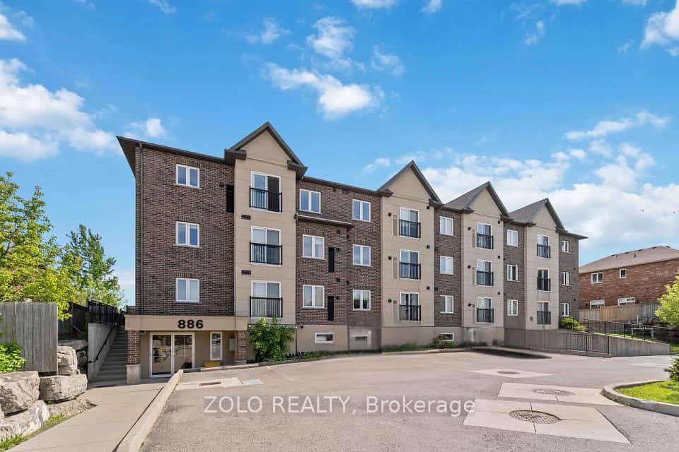 886 Golf Links Road #304, Hamilton, ON L9K 1J8