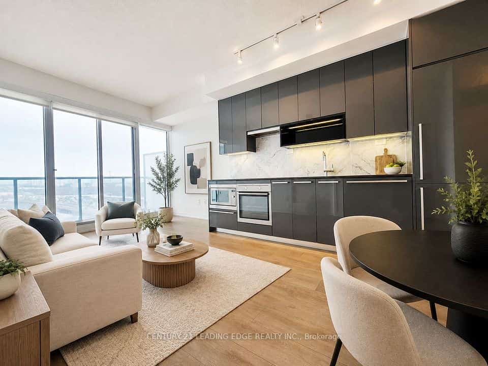 115 Mcmahon Drive #709, Toronto, ON M2K 0E3