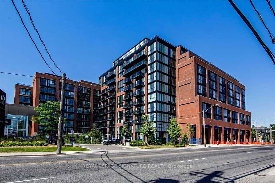 2300 St Clair Avenue W #706, Toronto, ON M6N 0B3