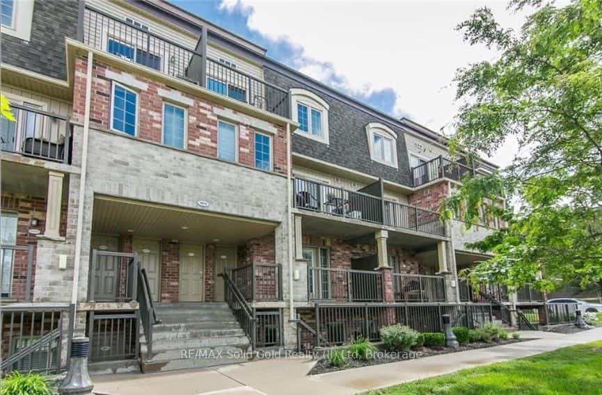 1674 Fischer Hallman Road, Kitchener, ON N2R 0H9