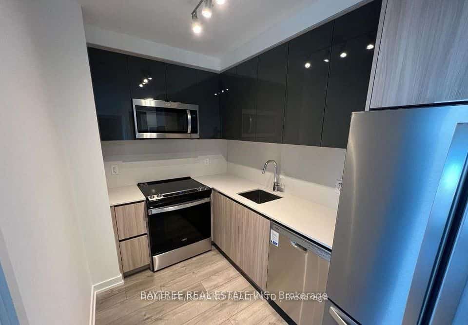 3100 Keele Street #1014, Toronto, ON M3M 0E1