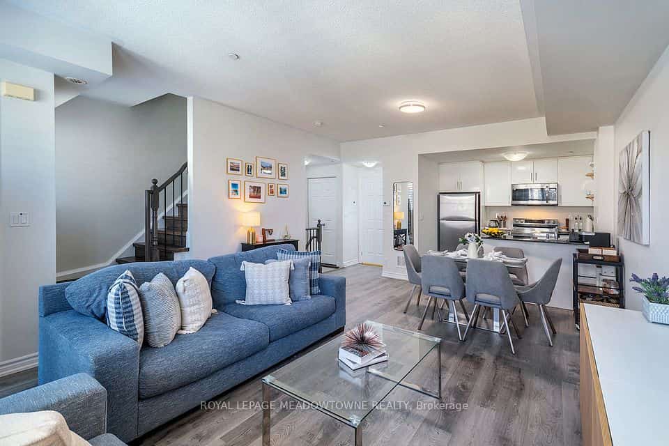 10 Carnation Avenue #19, Toronto, ON M8V 0B8