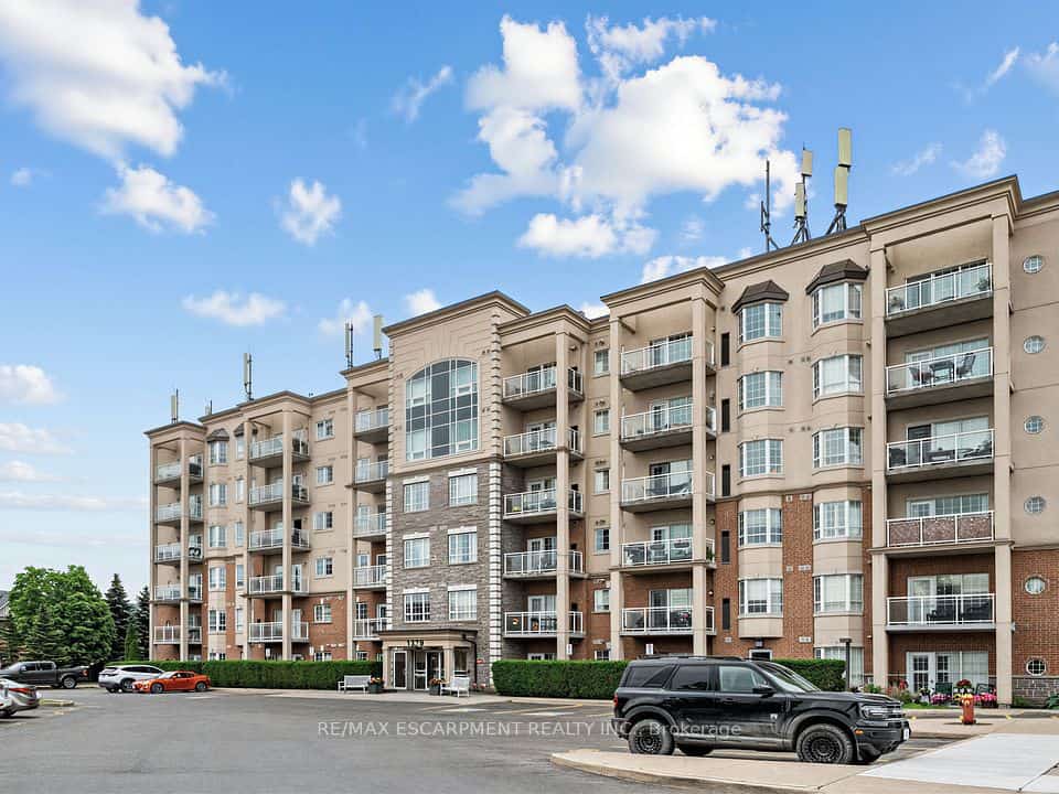 1379 COSTIGAN Road #103, Milton, ON L9T 2K6