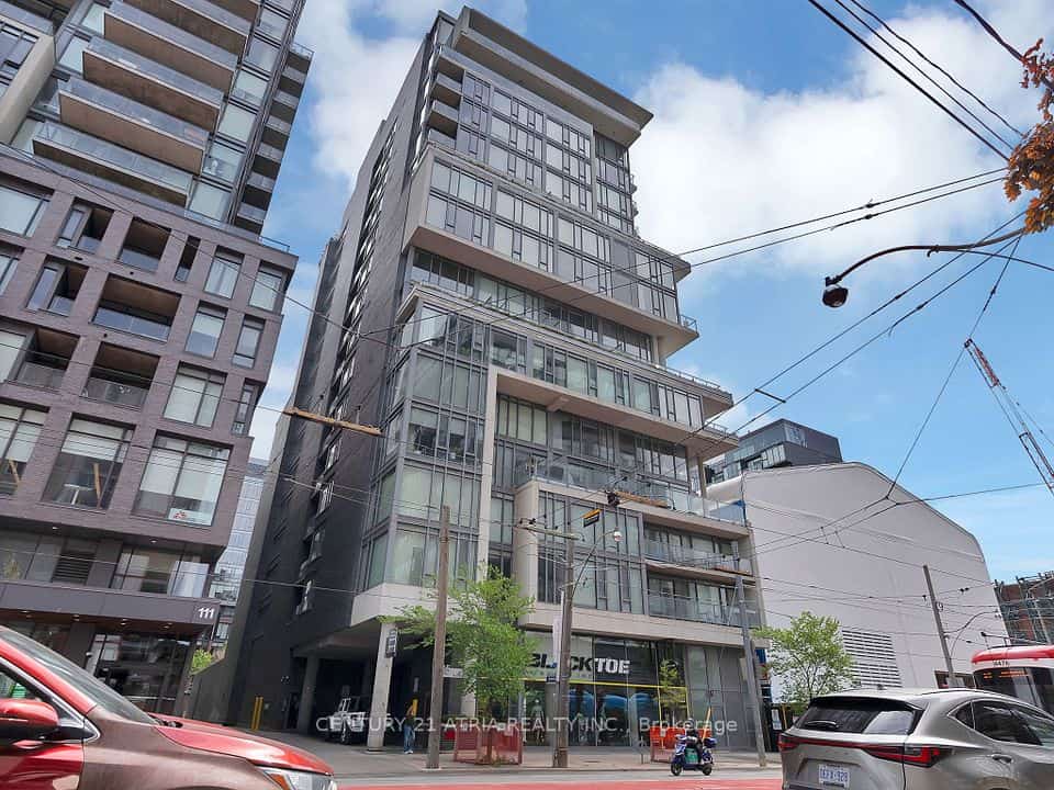 95 Bathurst Street #318, Toronto, ON M5V 0M9