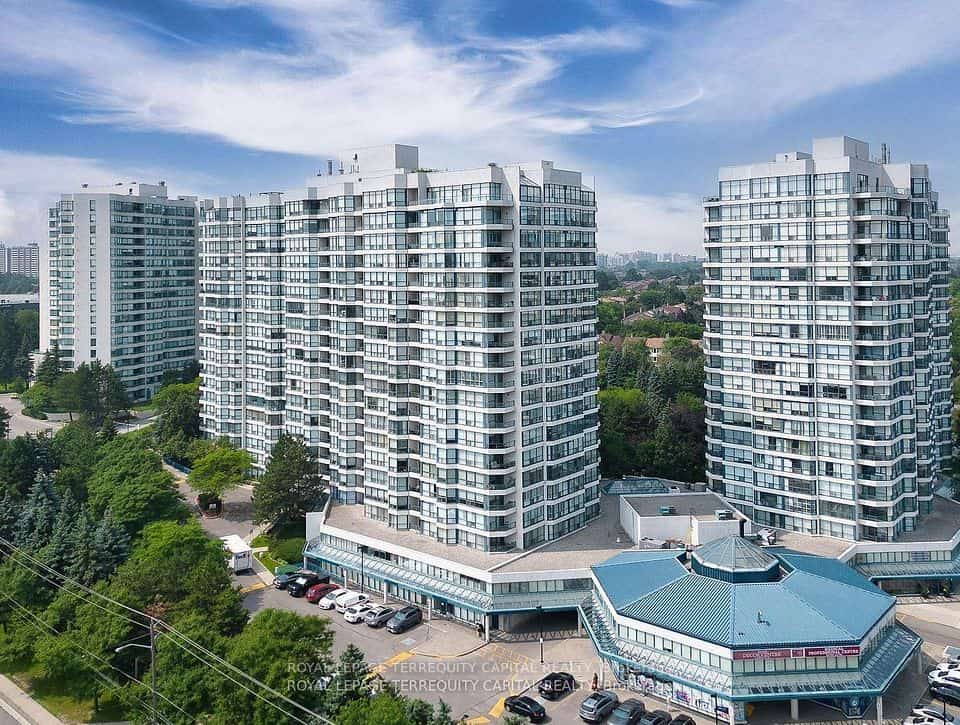 7300 Yonge Street #1407, Vaughan, ON L4J 7Y5