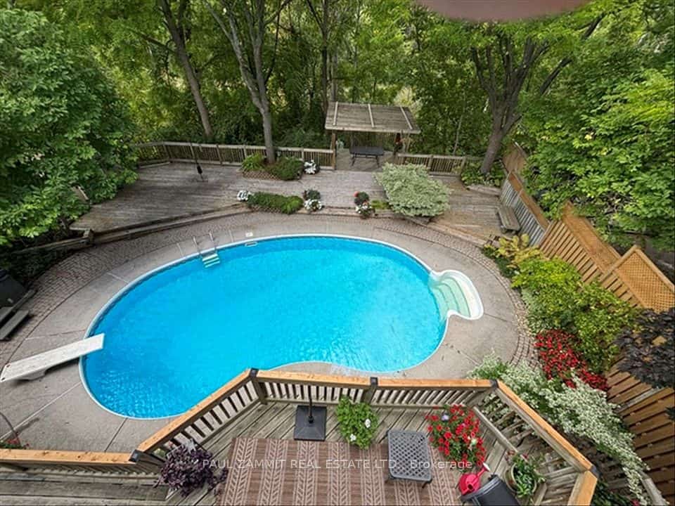 20 Tanglewood Trail, Markham, ON L3T 6T9