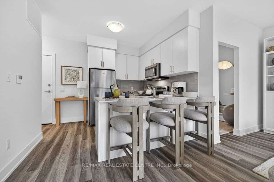 1100 Lackner Place #205, Kitchener, ON N2A 3R2