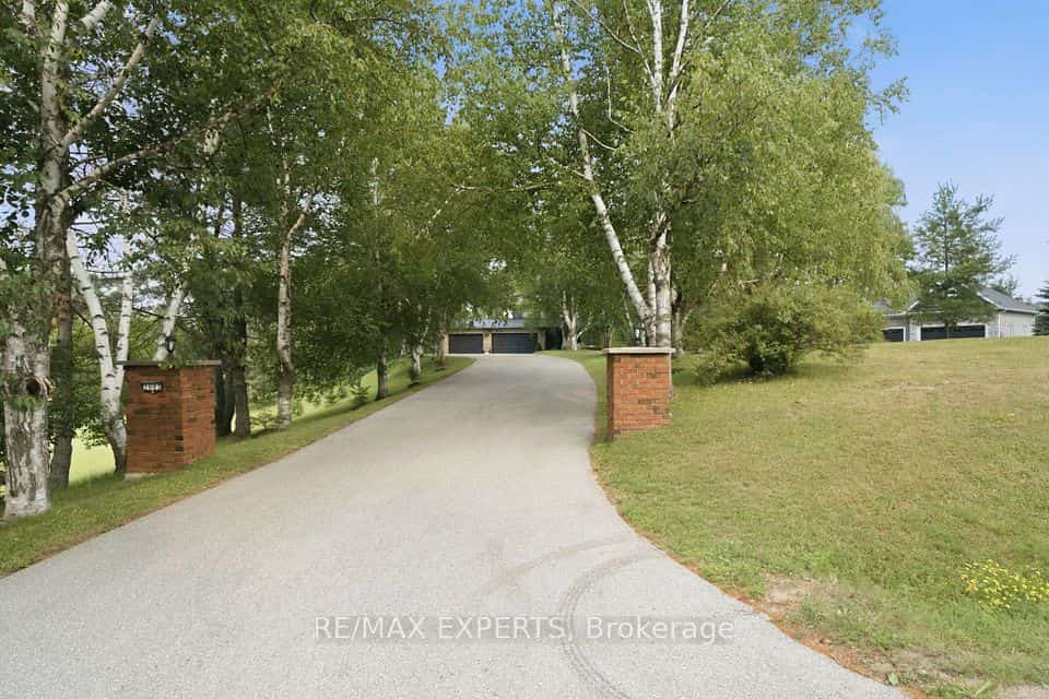 2003 Grand Vista Court, Innisfil, ON L9S 4A6