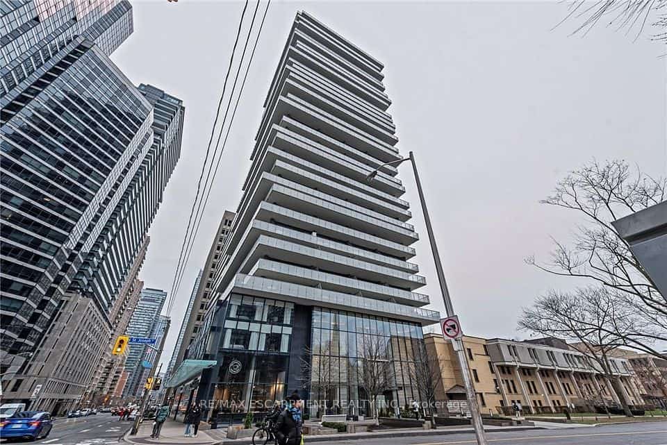 57 St Joseph Street #206, Toronto, ON M5S 0C5