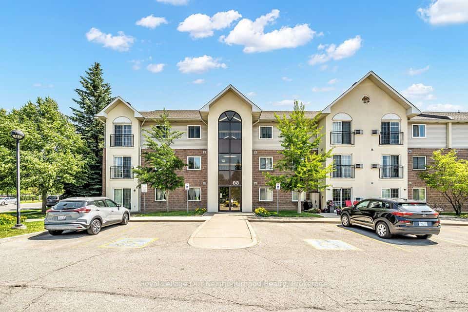 83 Aspen Springs Drive #107, Clarington, ON L1C 5J7