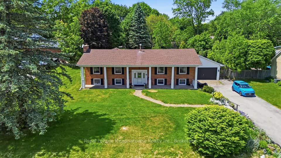 12 Huntsman Gate, Hamilton, ON L8N 2Z7