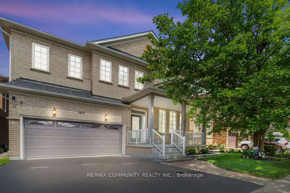 5673 Pegasus Street, Mississauga, ON L5M 7G2