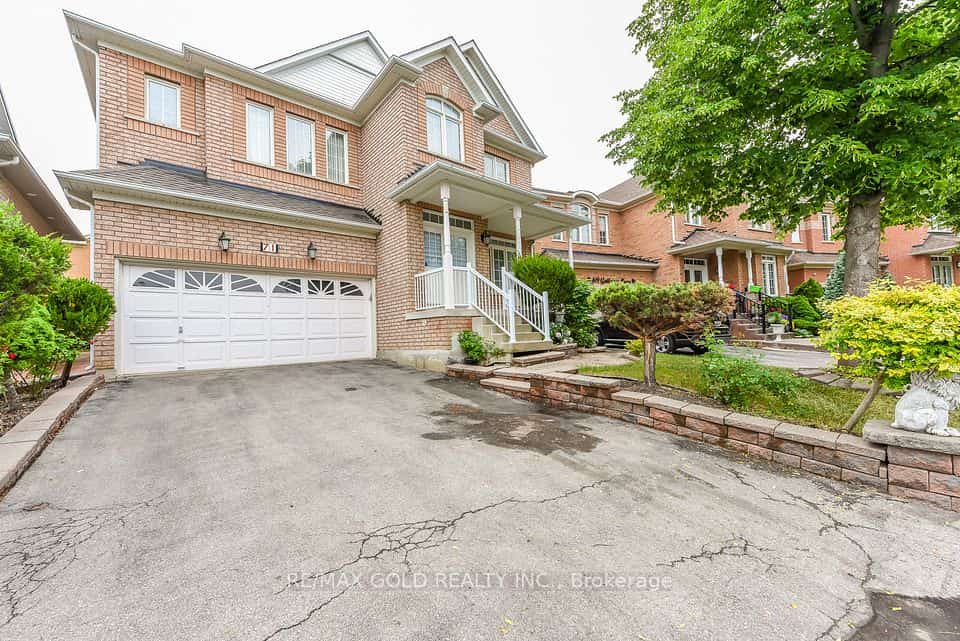71 Gallview Lane, Brampton, ON L6P 1S2