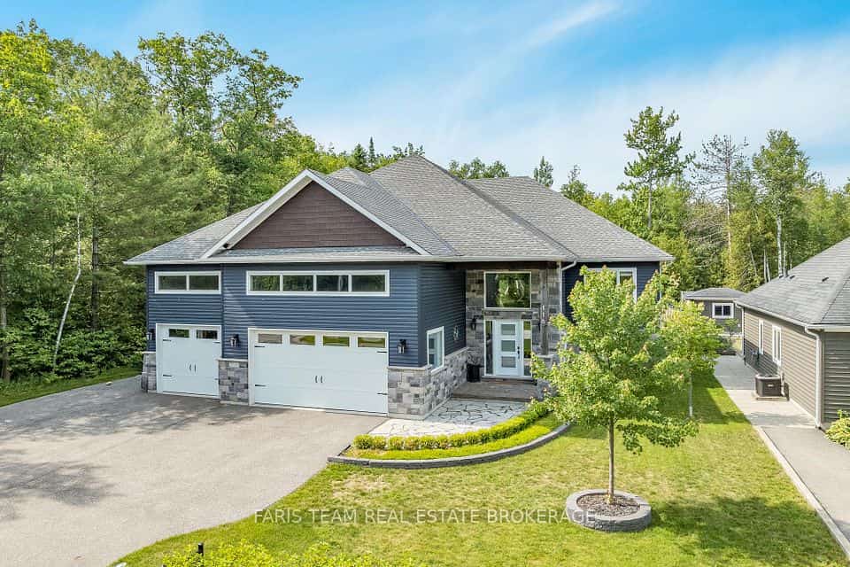 116 Mamie Avenue, Wasaga Beach, ON L9Z 2P6