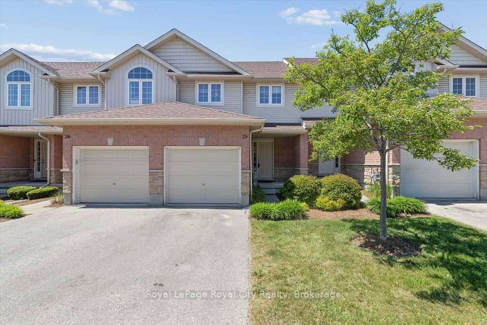 1498 Gordon Street #25, Guelph, ON N1L 1C8