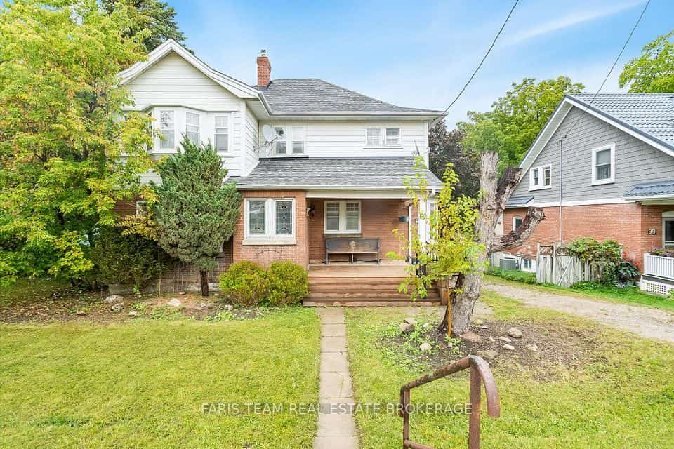 105 Barrie Street, Bradford West Gwillimbury, ON L9S 2C9