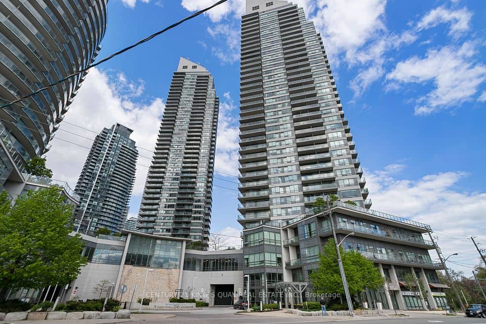 2240 Lake Shore Boulevard W, Toronto