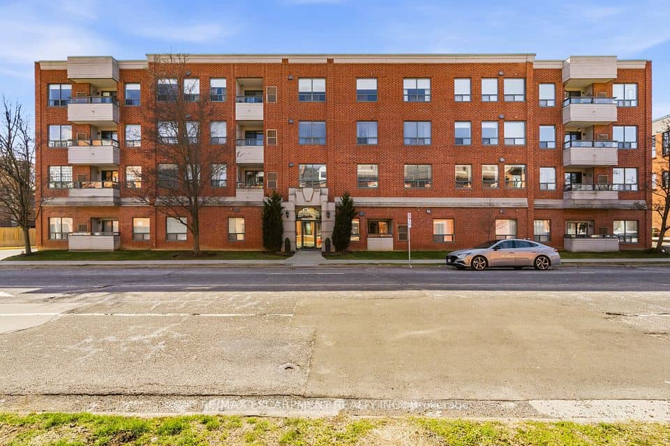 8 Main Street, Hamilton