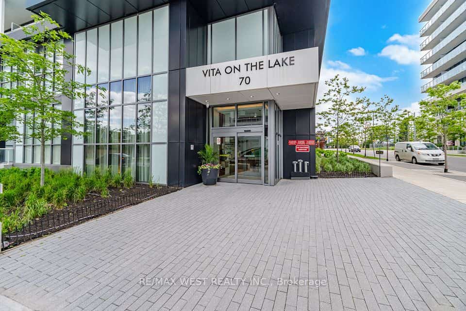 70 Annie Craig Drive S #2006, Toronto, ON M8V 0G2