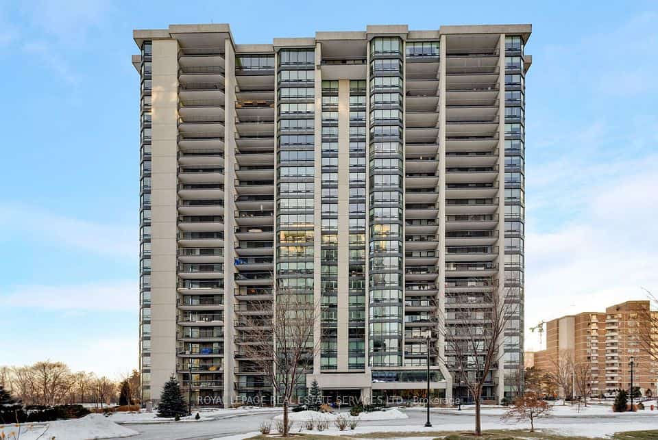 2180 Marine Drive, Oakville