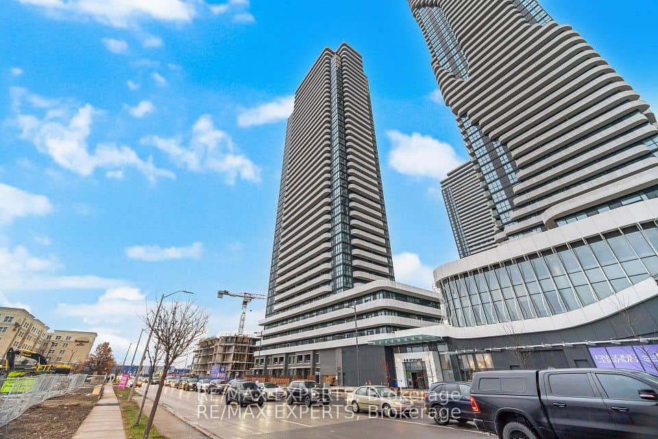 8 Interchange Way, Vaughan