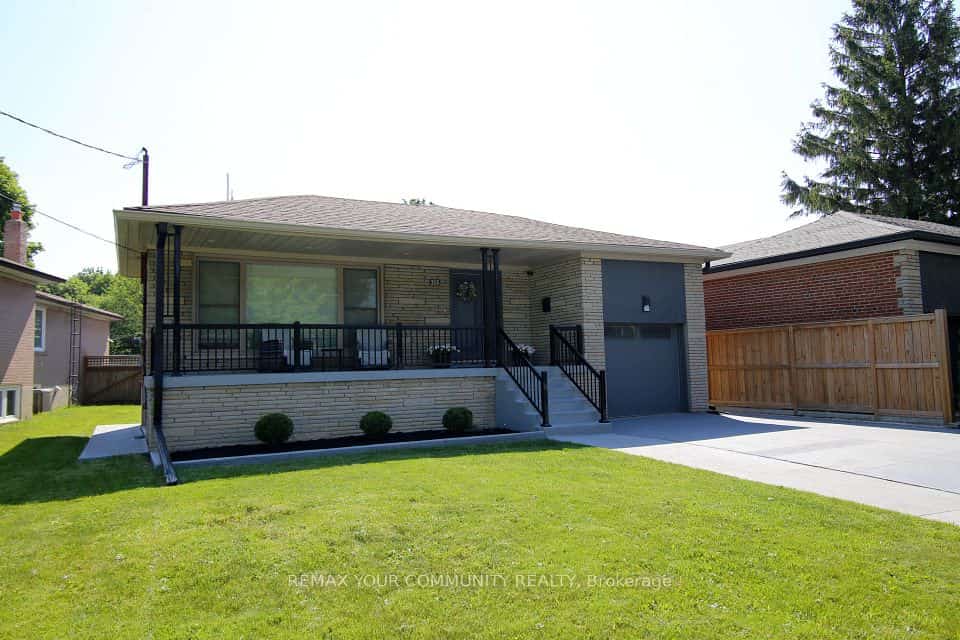 215 Honiton Street, Toronto, ON M3H 5N7