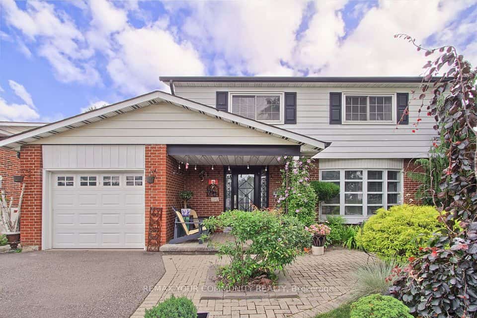 4229 Brandon Gate Drive, Mississauga, ON L4T 3K3