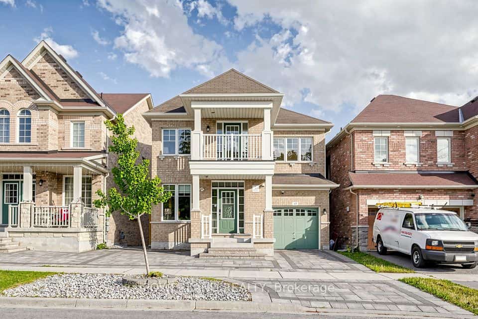 17 Fierheller Court, Markham, ON L6C 0W6