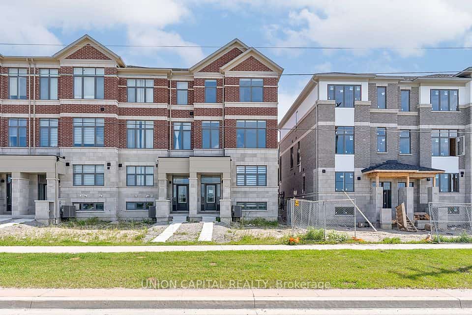 11437 Leslie Street, Richmond Hill, ON L4S 0N7