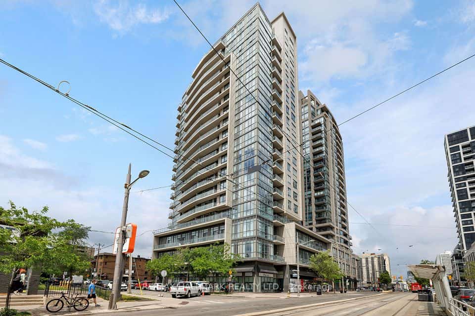 530 St Clair Avenue W, Toronto