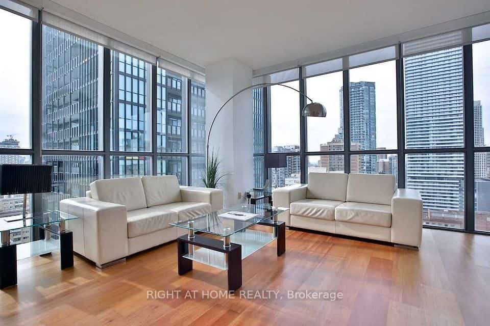 110 Charles Street E #1903, Toronto, ON M4Y 1T5