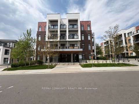 130 Canon Jackson Drive #109, Toronto, ON M6M 3Y4