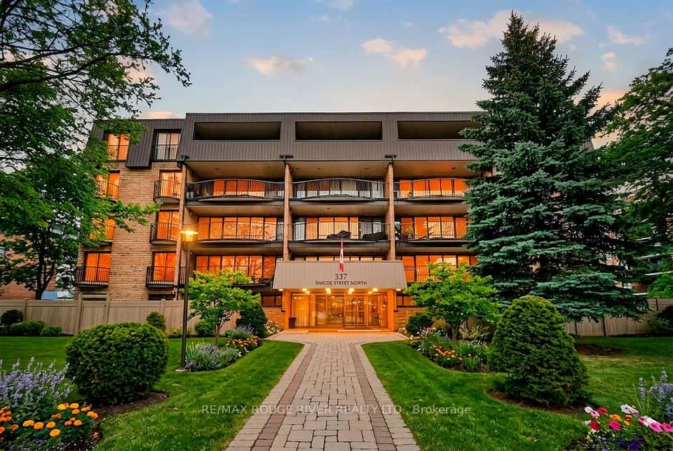337 Simcoe Street #401, Oshawa, ON L1G 4T2