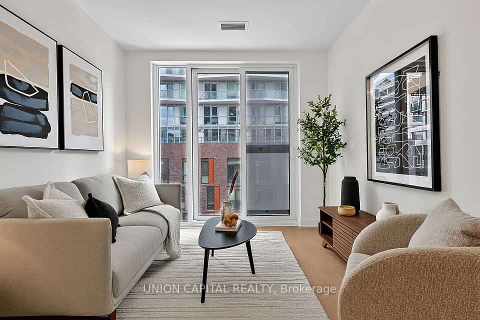 252 Church Street #507, Toronto, ON M5B 0E6