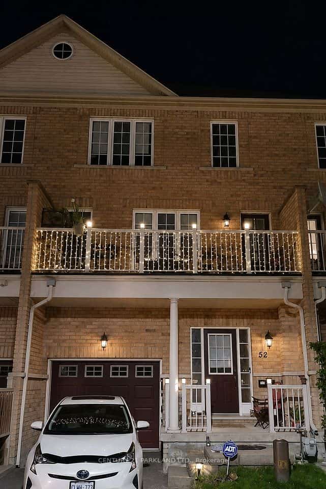52 Ignatius Lane, Toronto, ON M1E 0A3