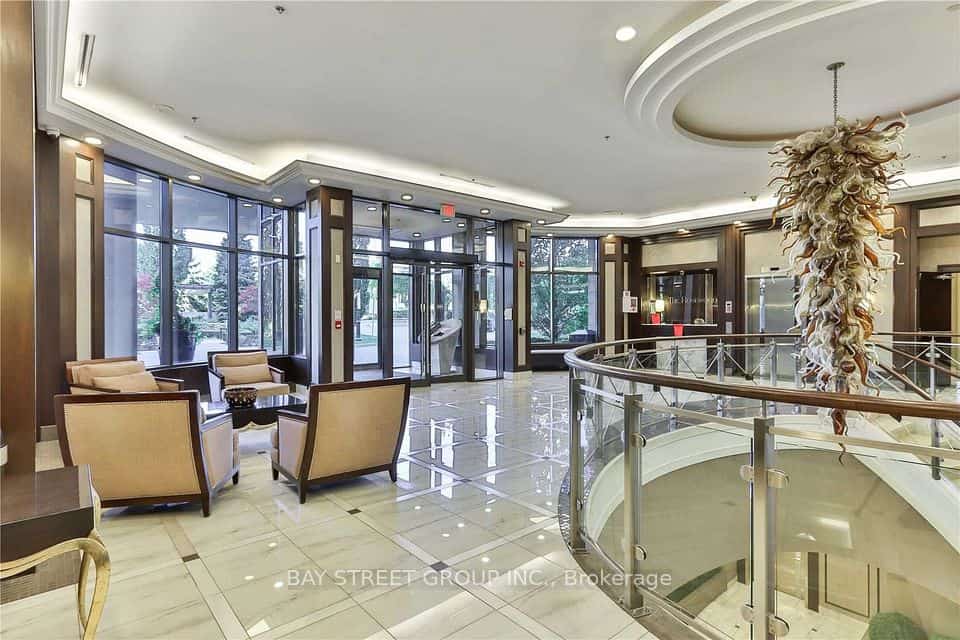 133 Wynford Drive #1008, Toronto, ON M3C 0J5