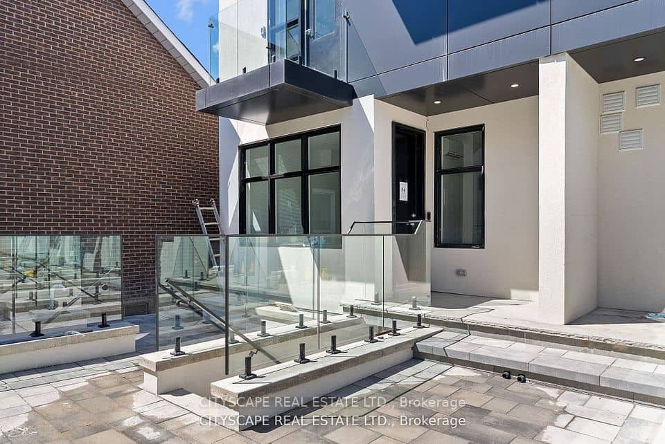 591 Oakwood Avenue, Toronto