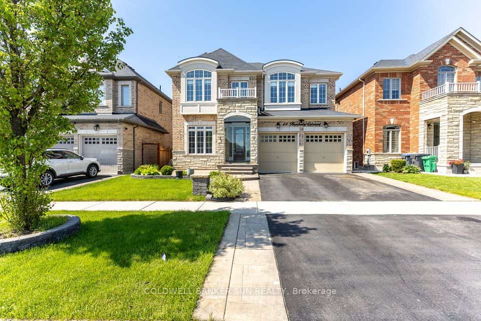 48 Hanbury Crescent, Brampton, ON L6X 5N7