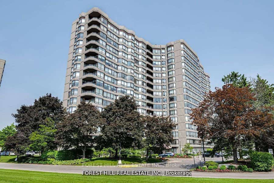 7440 Bathurst Street #308, Vaughan, ON L4J 7K8